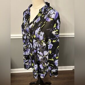 Appleseed's Vibrant Floral Blouse in Black and Green